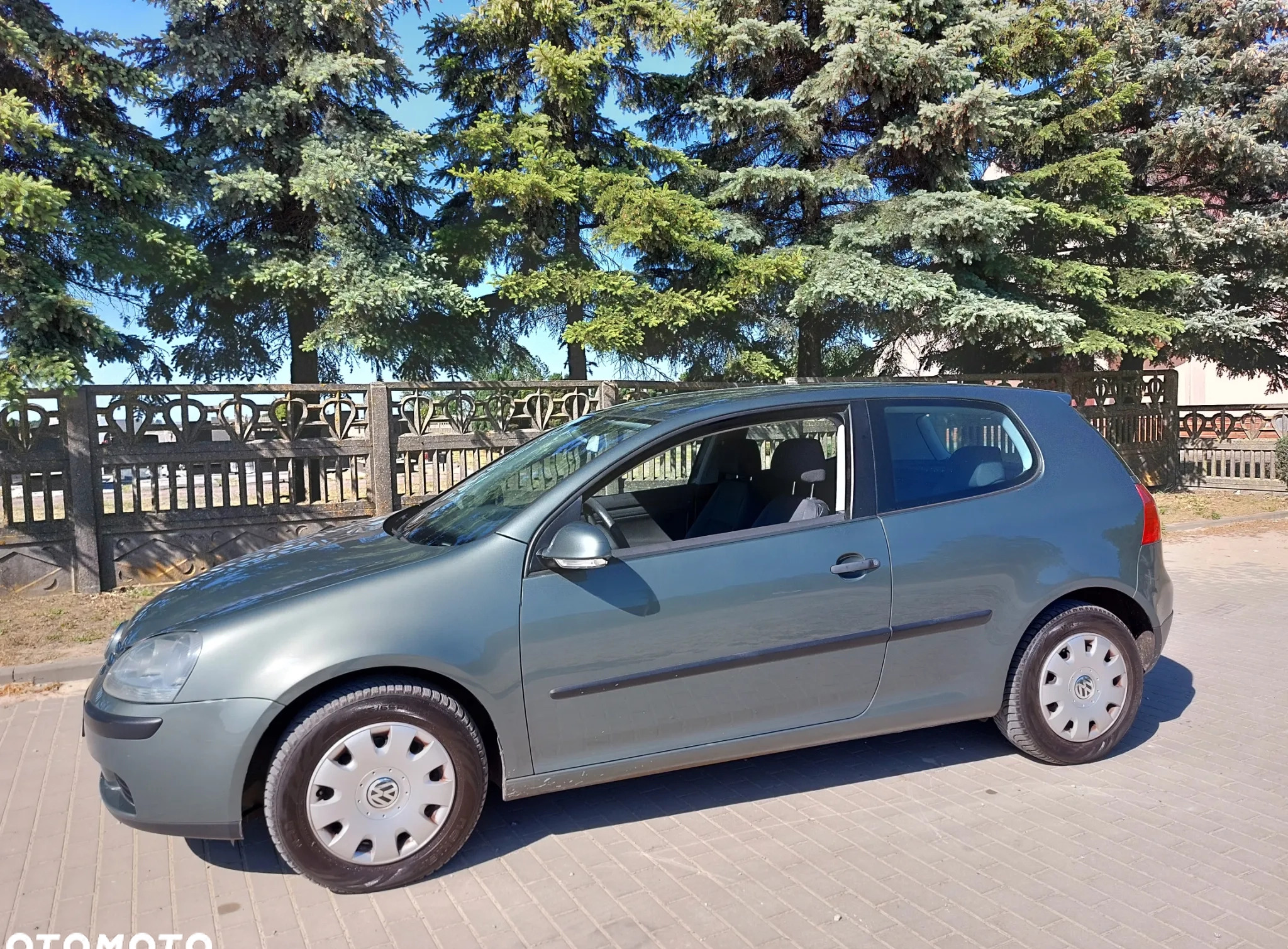 Volkswagen Golf cena 9900 przebieg: 199000, rok produkcji 2004 z Płońsk małe 326